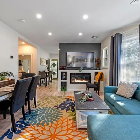 Private Luxury Framingham Condo Near Boston